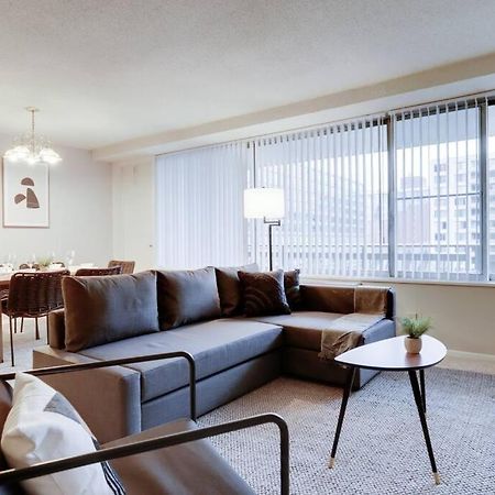 Elegant Apartment W Views At Crystal City Arlington Eksteriør bilde
