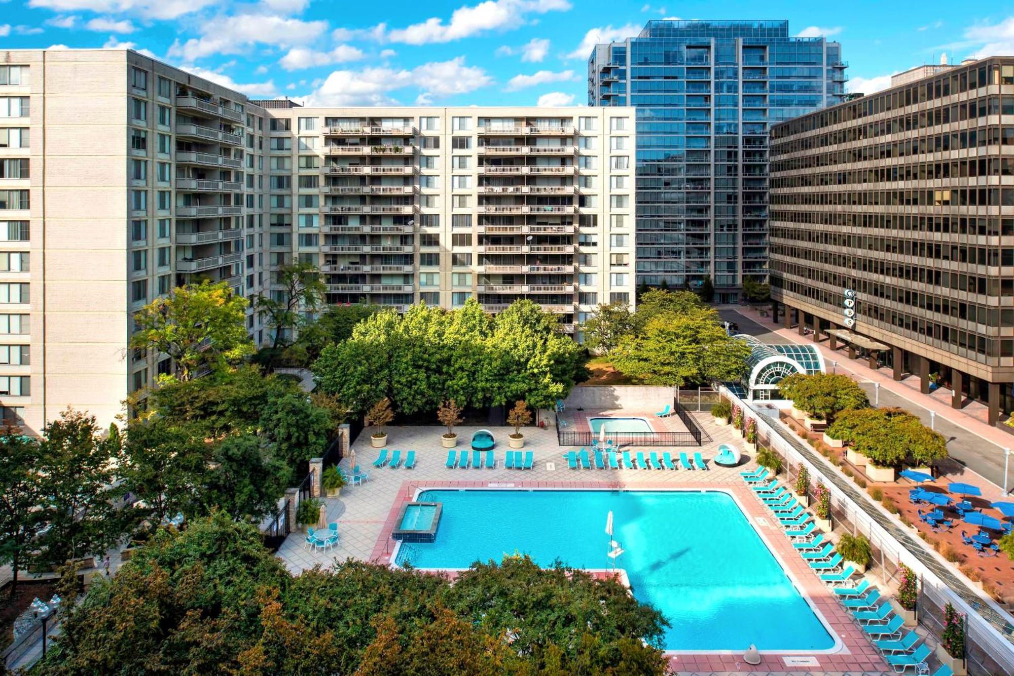 Elegant Apartment W Views At Crystal City Arlington Eksteriør bilde